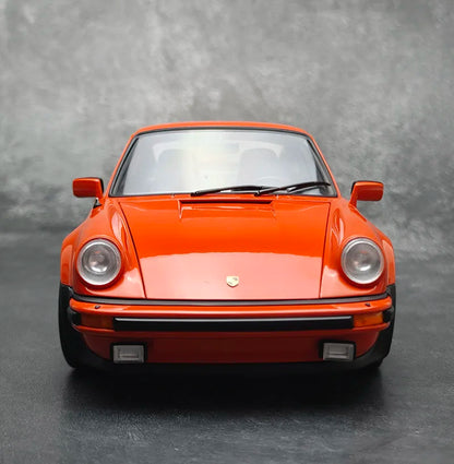 1:18 Porsche 911 Turbo 3.0 (930)