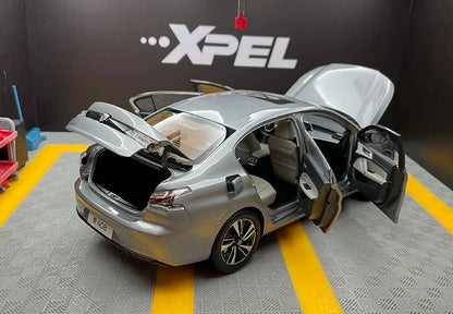 1:18 Peugeot 408