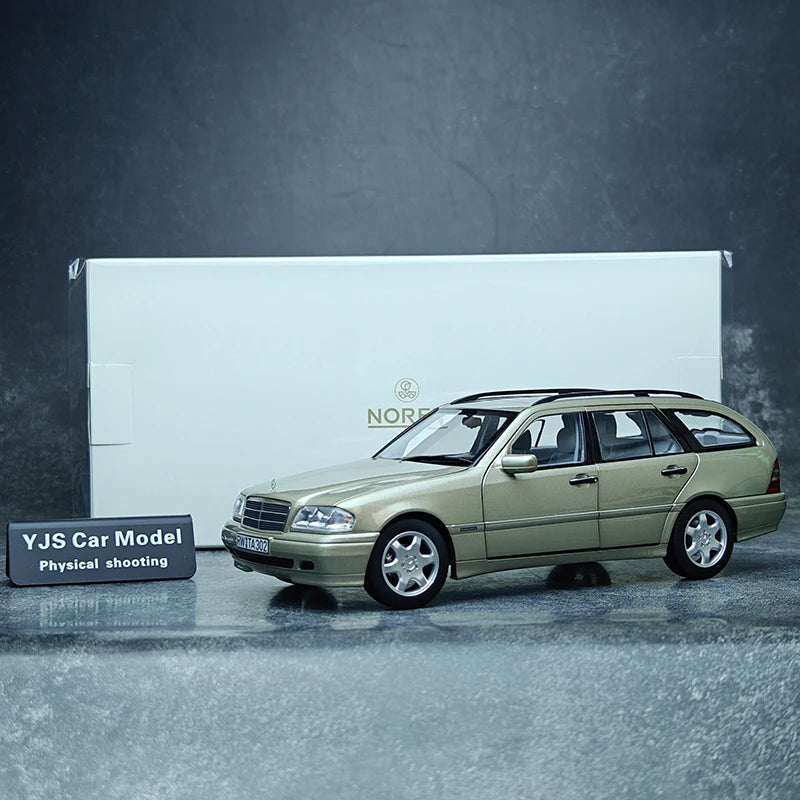 1:18 Mercedes-Benz  C-Class T-Model 1997 Smokesilver