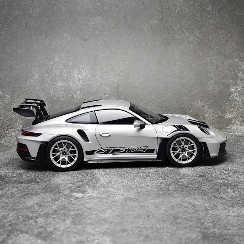 1:18 Porsche 911 992 GT3 RS 2022