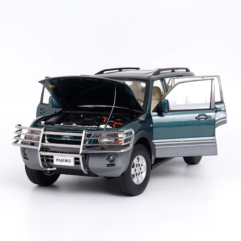1:18 Mitsubishi Pajero V73