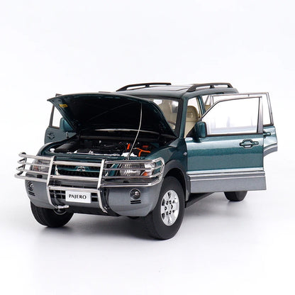 1:18 Mitsubishi Pajero V73