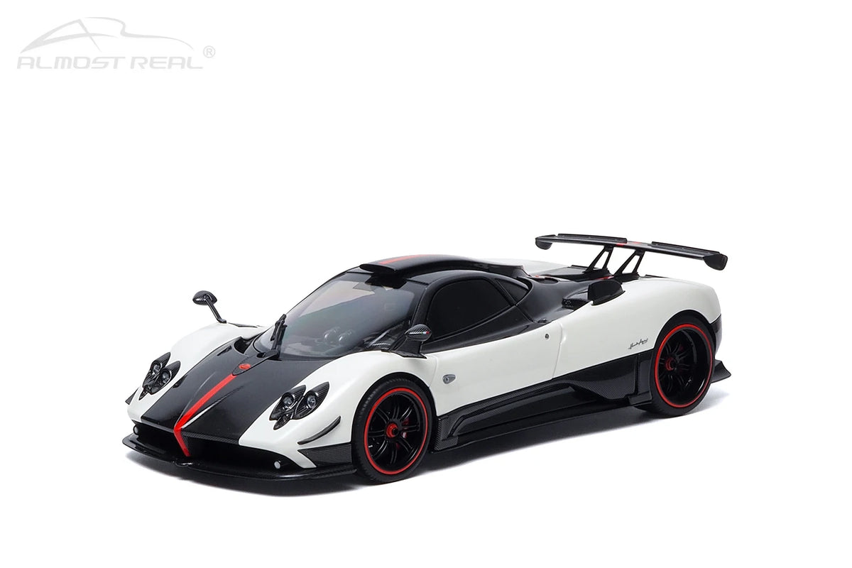 1:18  Pagani Zonda Cinque Coupe  2009
