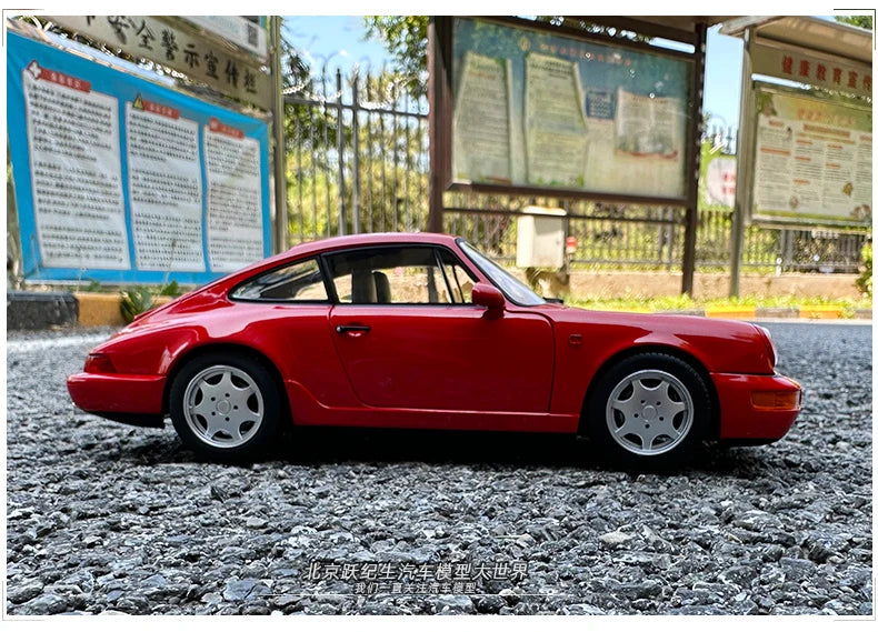 1:18 Porsche 911 964 Carrera 4 1992