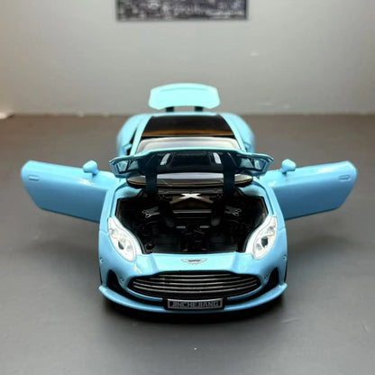 1:32 Aston Martin DB12