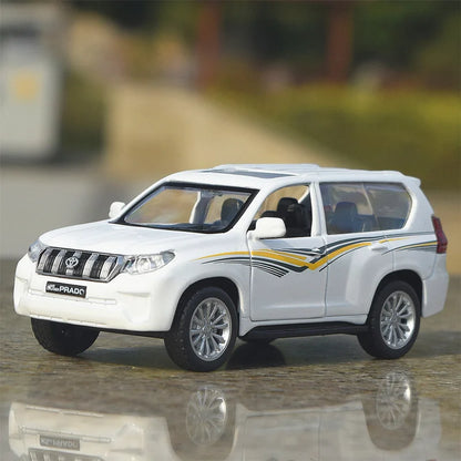 1:42 TOYOTA Prado