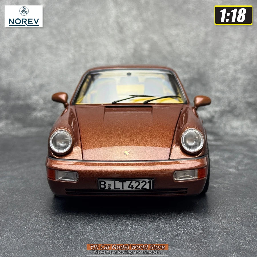 1:18 Porsche 911 Carrera 2 1992
