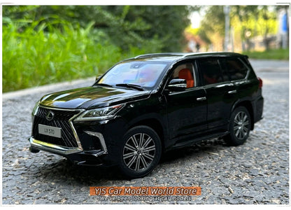 1:18 Lexus LX570