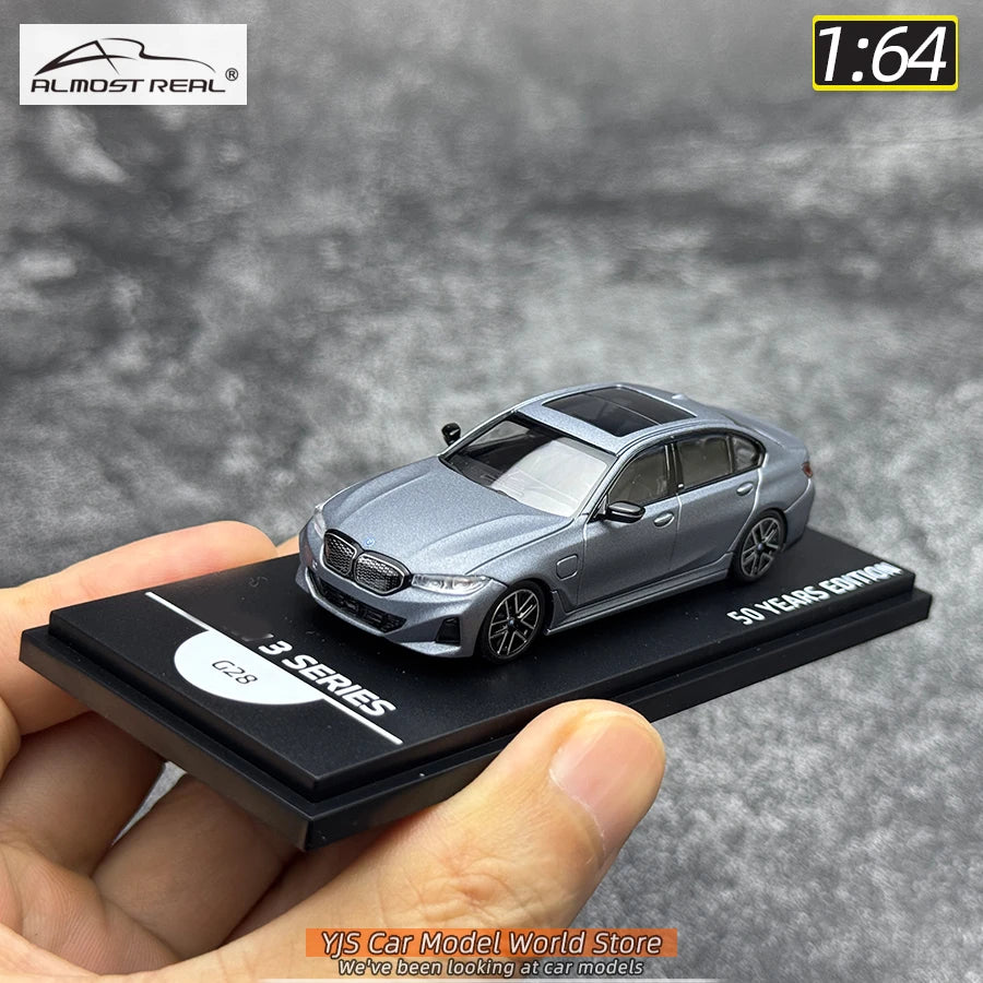 1:64 50 Years 7 GENERATIONS 3 Series E21 E30 E36 E46 E90 F30 G20 I3 G28