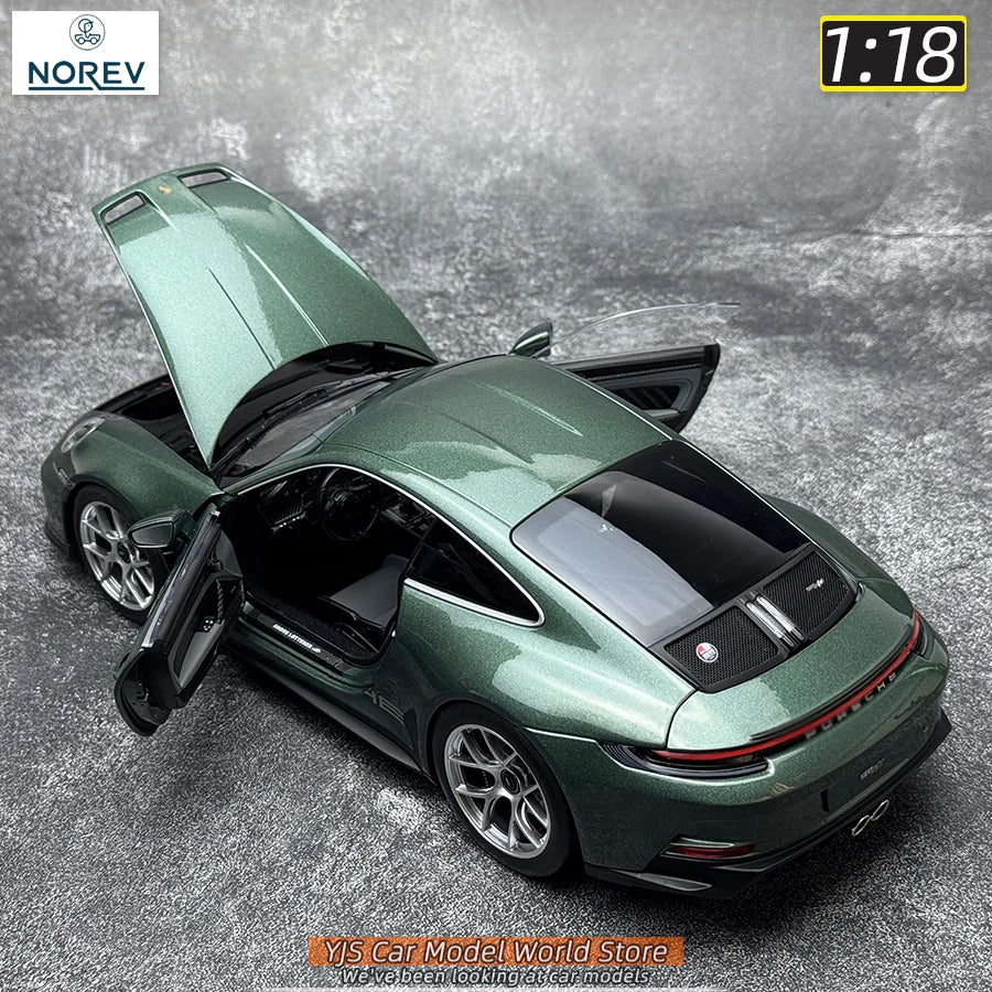 1:18 Porsche 911 S/T 2023