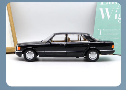 1:18 Mercedes-Benz S560 W126