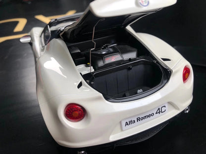 1:18 Alfa Romeo 4C Spider