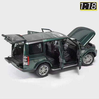 1:18 Land Rover Discovery 4 2014