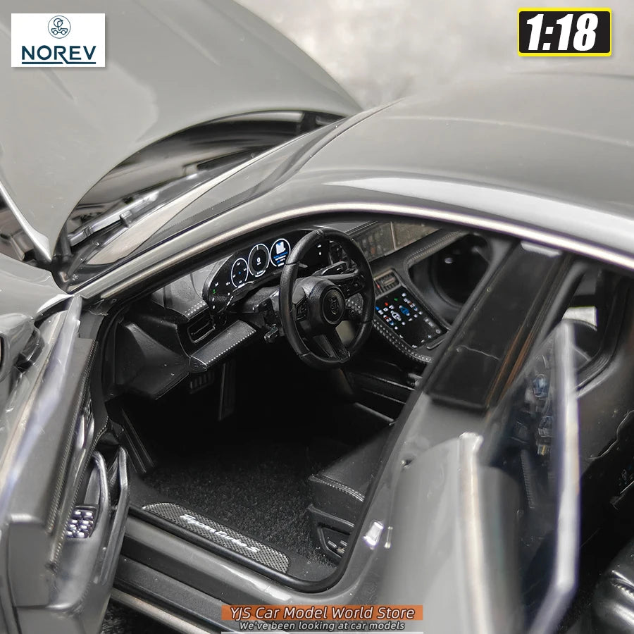 1:18 Porsche Taycan Turbo S 2024