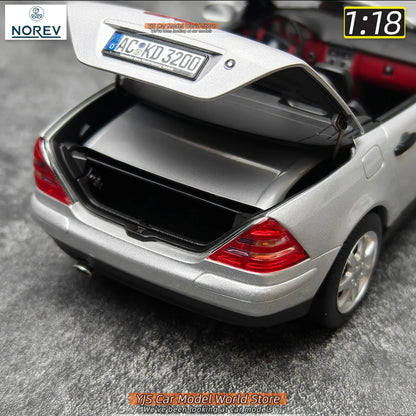 1:18 Mercedes-Benz SLK 1996