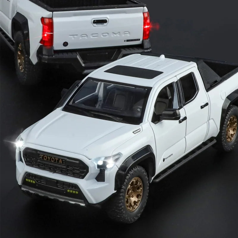 1:24 Toyota Tacoma