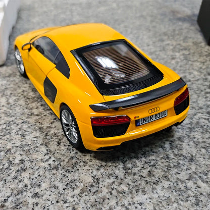 1:18 Audi R8 V10 Plus GT