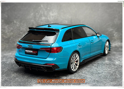 1:18 Audi RS4