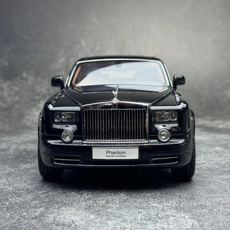 1:18 Rolls-Royce Phantom EWB