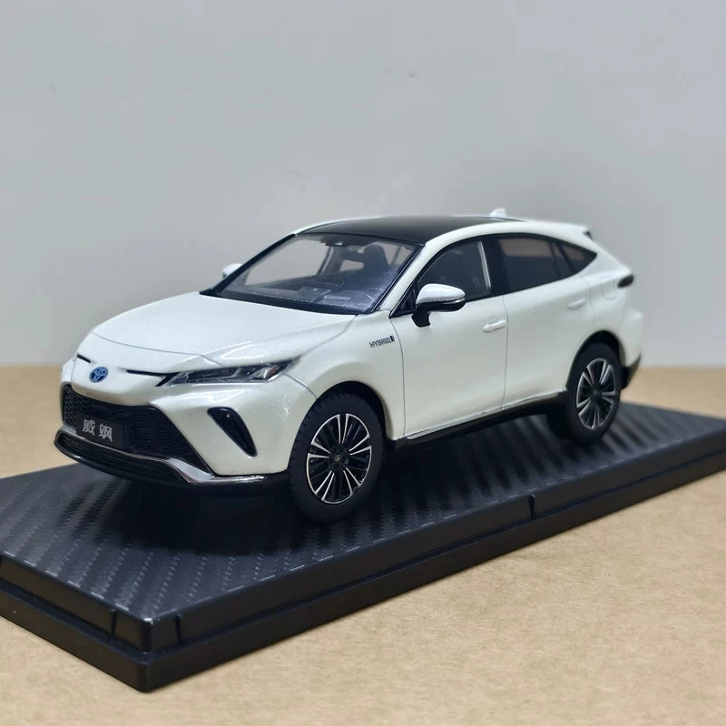 1:30 Toyota Venza Coupe