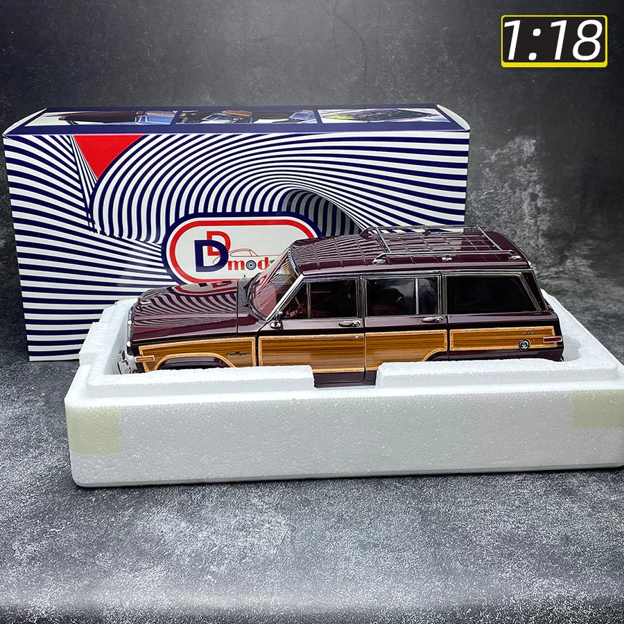 1:18 Jeep Wagoneer