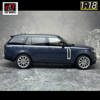 1:18 Range Rover SV 2022