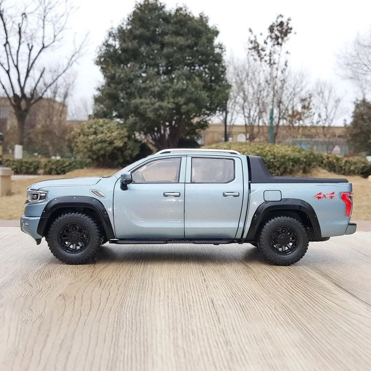 1:18 FOTON Mars 9 Pickup