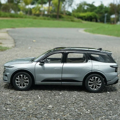 1:18 2023 FORD EDGE L