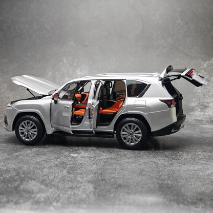 1:18 Lexus LX600