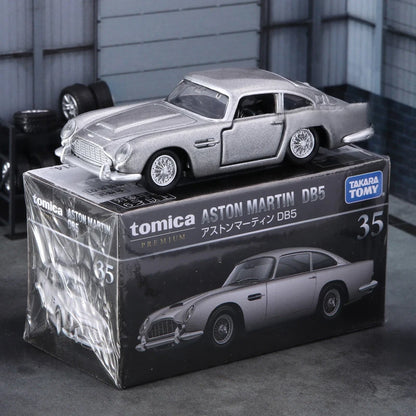 TAKARA TOMY ASTON MARTIN DB5