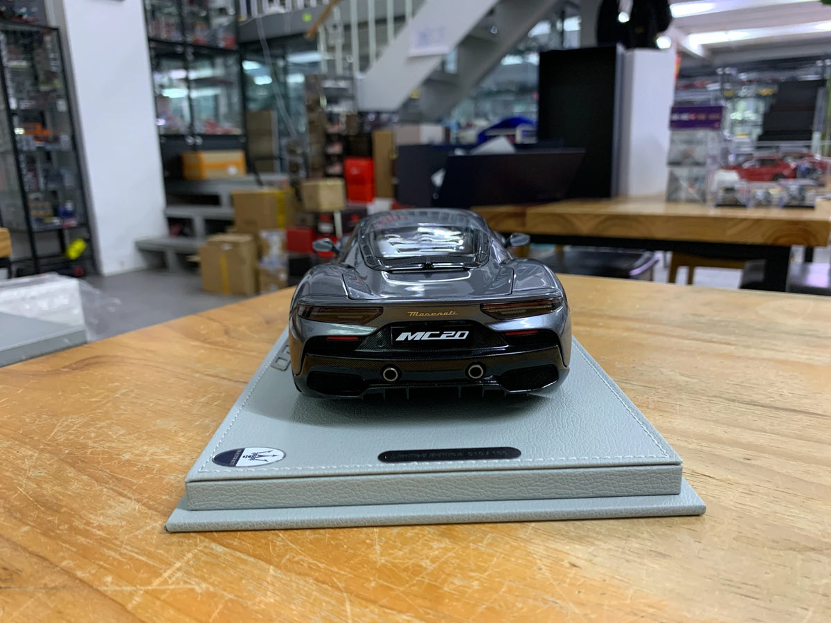 1:18 Maserati MC20 2020 Deluxe Edition