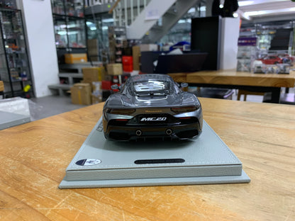 1:18 Maserati MC20 2020 Deluxe Edition