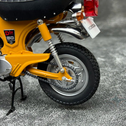 1:10 HONDA DAX Giraffe ST50 (1969)