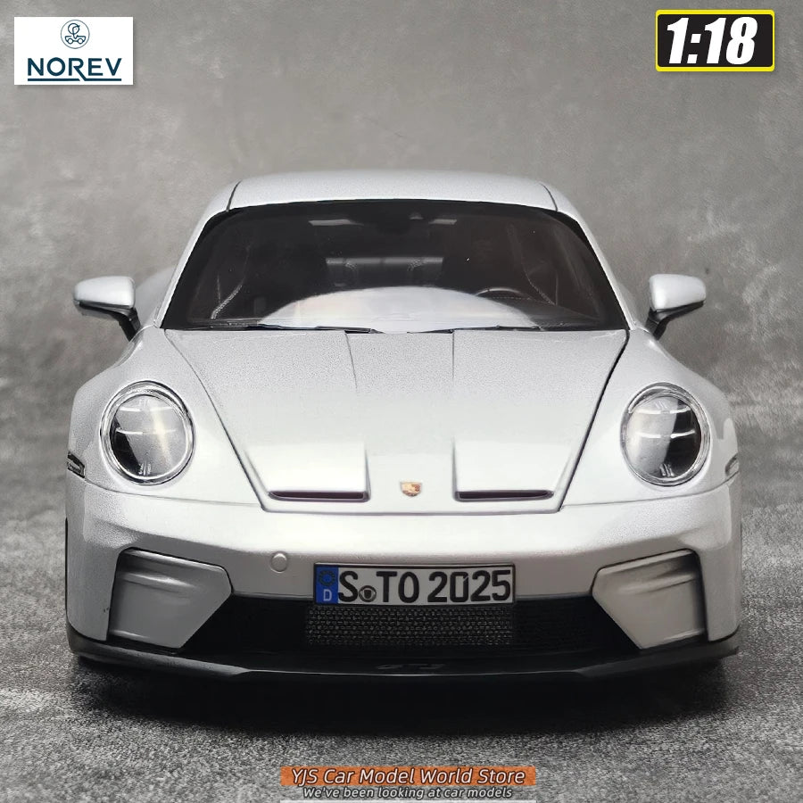 1:18 Porsche 911 GT3 w/Touring Pack 2025