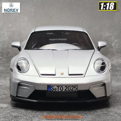 1:18 Porsche 911 GT3 w/Touring Pack 2025