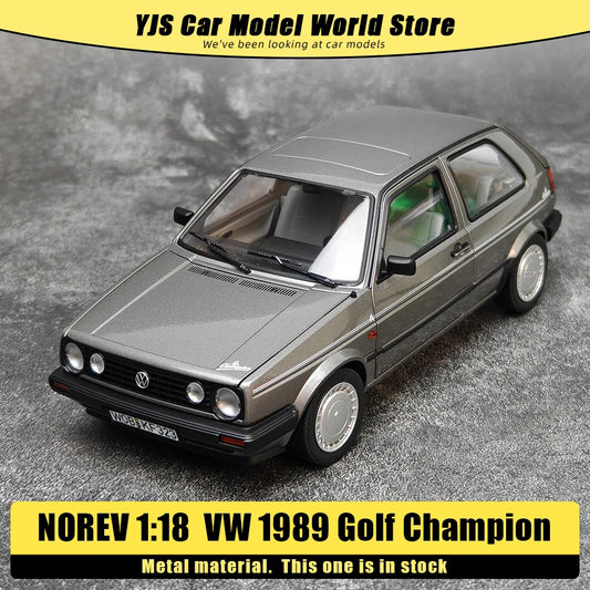 1:18 Volkswagen 1989 Golf Champion