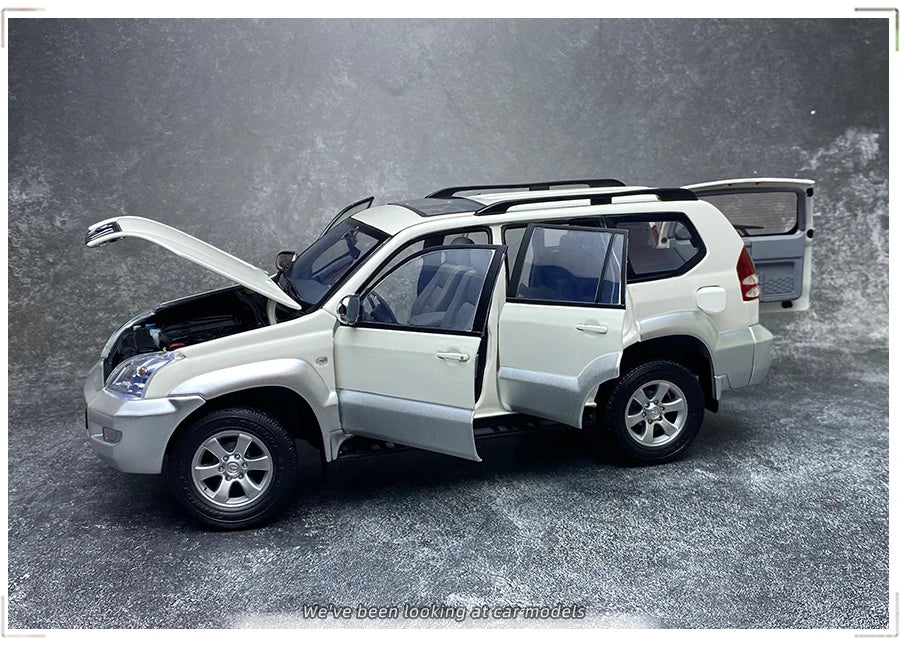 1:18 TOYOTA PRADO GX  2008
