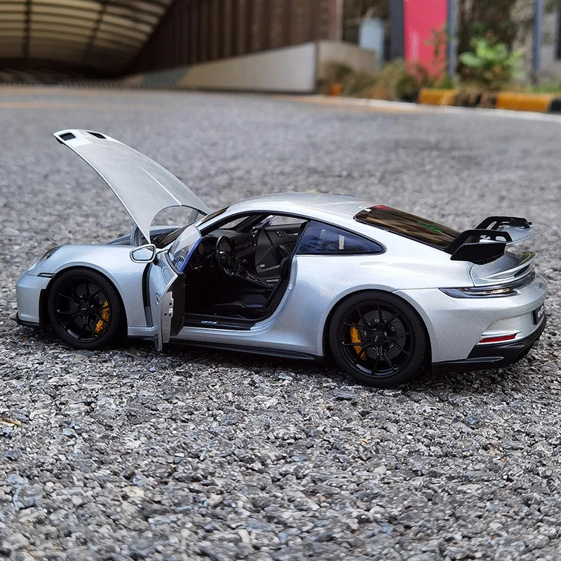 1:18  for porsche 911 992 GT3 2021