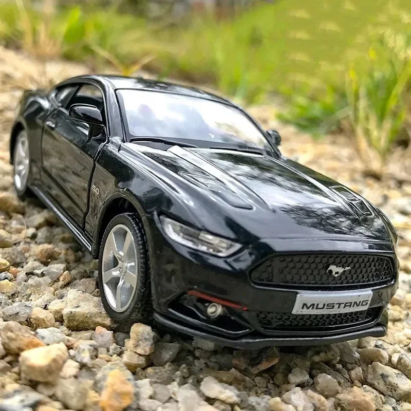 1:36 Ford Mustang GT