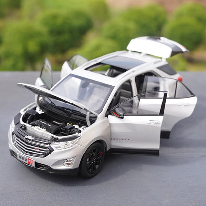 1:18 Chevrolet Equinox Redline