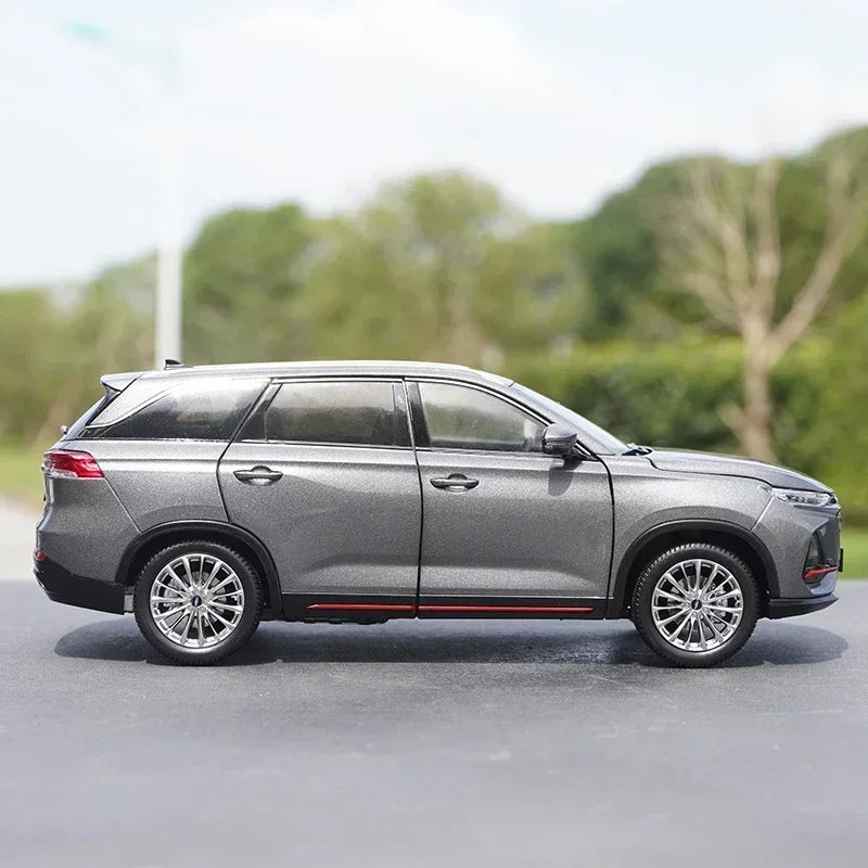 1:18 Changan Auchan X7 Plus
