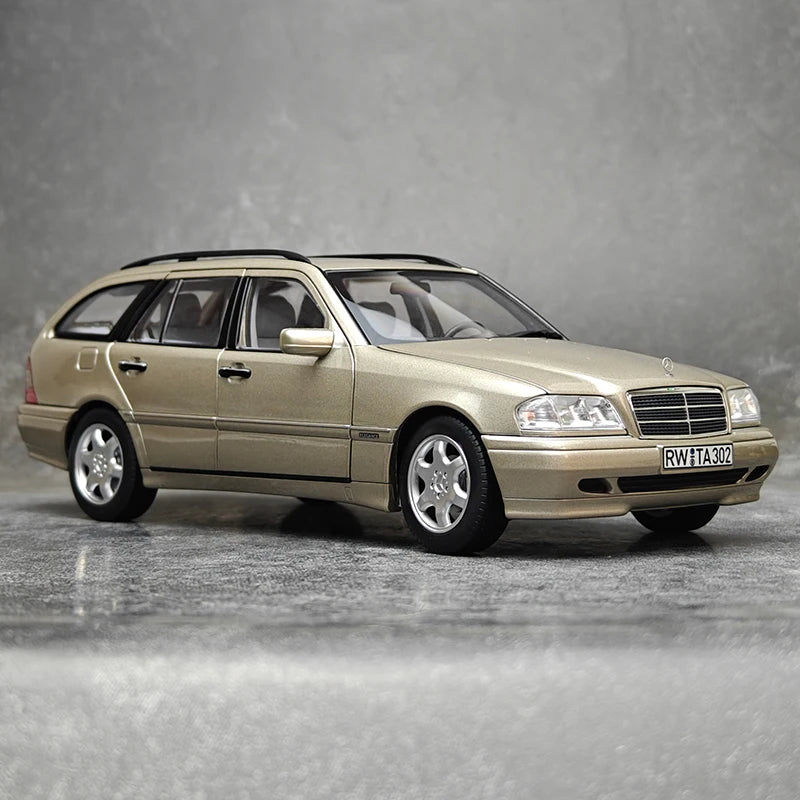 1:18 Mercedes-Benz  C-Class T-Model 1997 Smokesilver