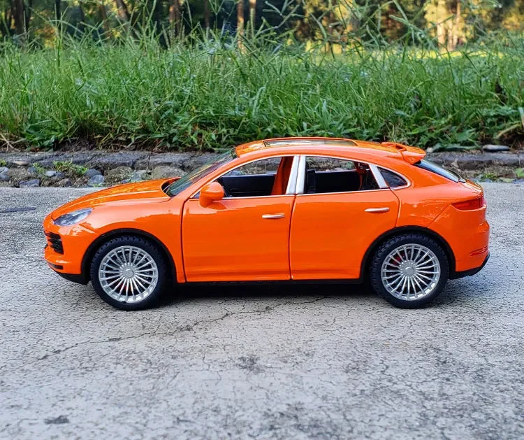 1:24 Porsche Cayenne Turbo S