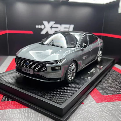 1:18 Ford Mondeo 2022