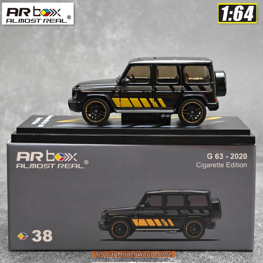 1:64 G63 Land Rover 110 90 Camel Cup Support Vehicle  Porsche 930  Defender 90