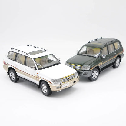 1:18 Land Cruiser LC100