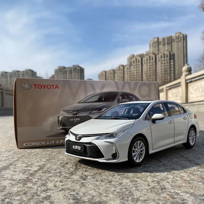 1:18 Toyota Corolla