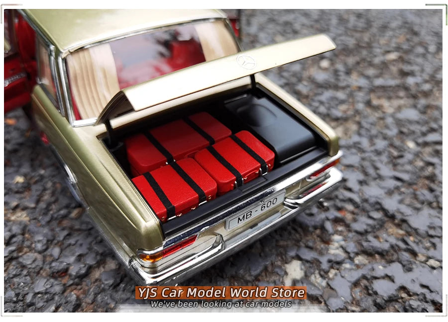 1:18 Mercedes-Benz Pullman MB 600