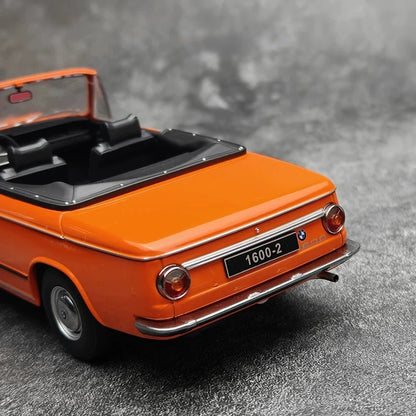 1:18 2002 Alpina Cabrio 1974