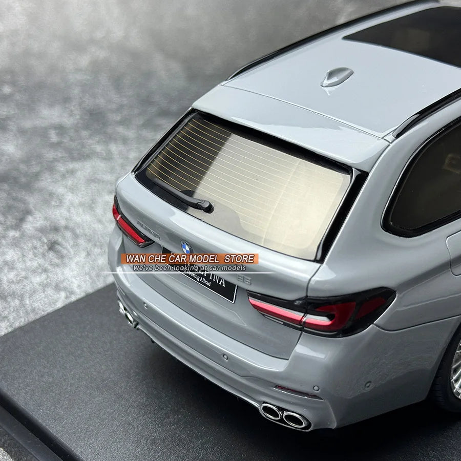 1:18 BMW Alpina B5 Touring Gray